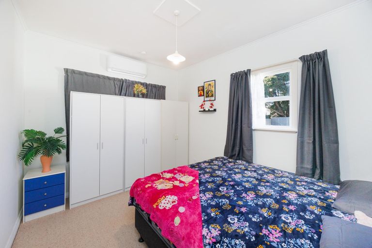 Photo of property in 510 Featherston Street, Roslyn, Palmerston North, 4414