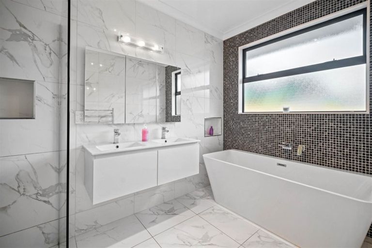 Photo of property in 37 Hungerford Drive, Rolleston, 7615