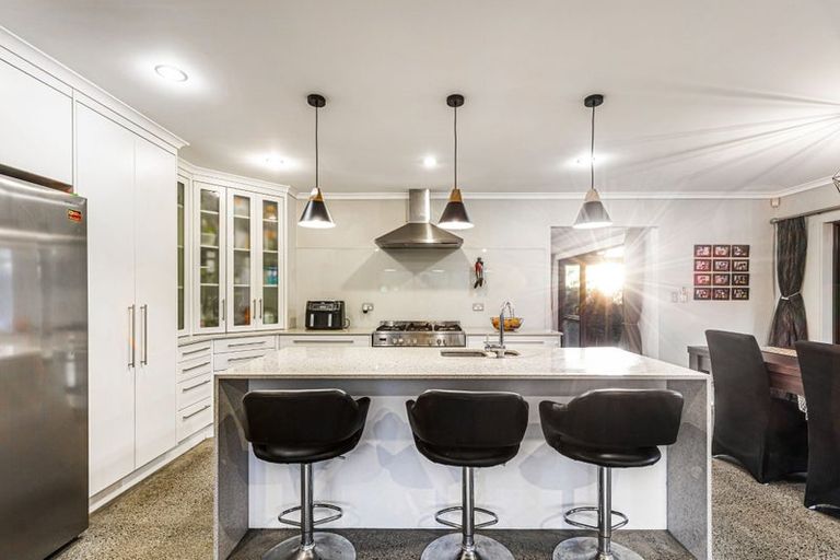 Photo of property in 38 Seamount Drive, Red Beach, 0932