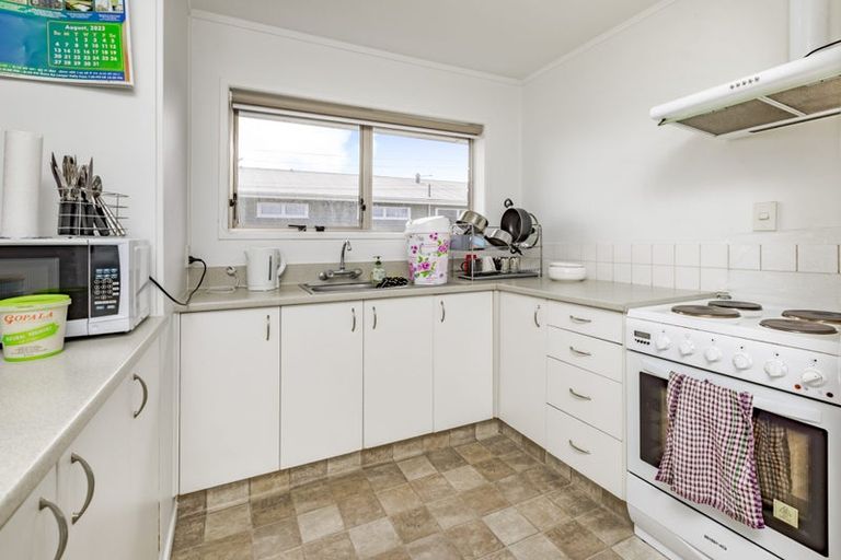 Photo of property in 83b Great South Road, Manurewa, Auckland, 2102