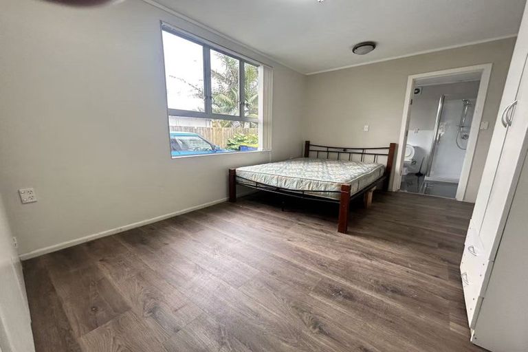 Photo of property in 234 Lake Road, Hauraki, Auckland, 0622