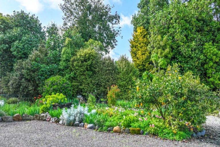 Photo of property in 1181b East Coast Road, Whakatiwai, Pokeno, 2473
