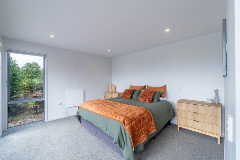 Photo of property in 30 Kakariki Way, Otatara, Invercargill, 9879
