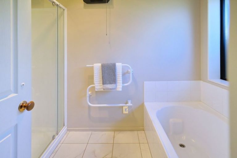 Photo of property in 6 Redfern Street, Northwood, Christchurch, 8051