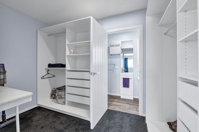 Photo of property in 43 Carrs Road, Urenui, 4377