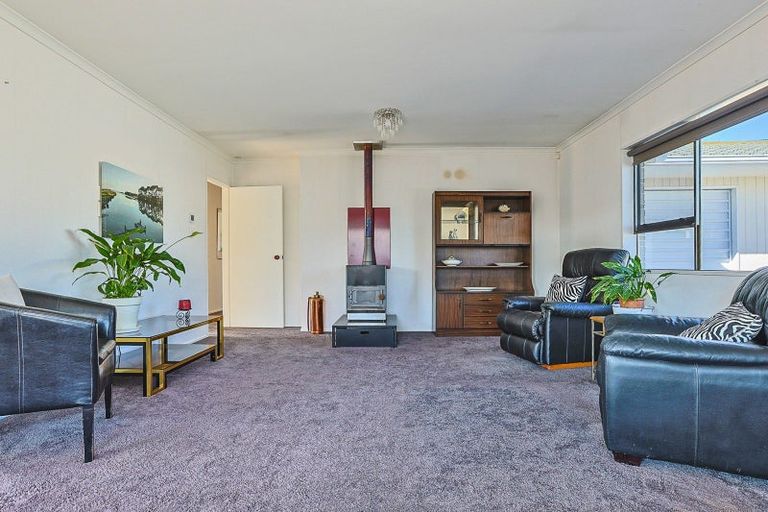 Photo of property in 2/107 Gascoigne Street, Raureka, Hastings, 4120