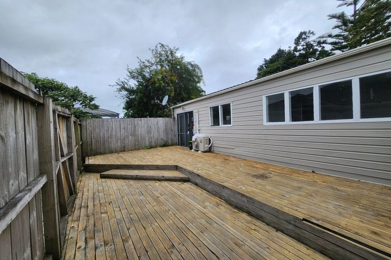 Photo of property in 30 Hooks Road, Manurewa, Auckland, 2102