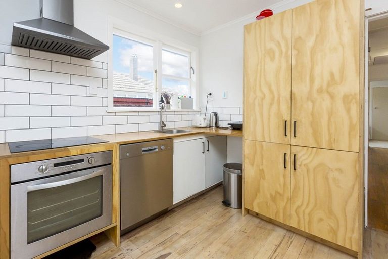 Photo of property in 9 Byron Street, Trentham, Upper Hutt, 5018
