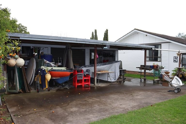 Photo of property in 15 Mcentee Street, Papakura, 2110