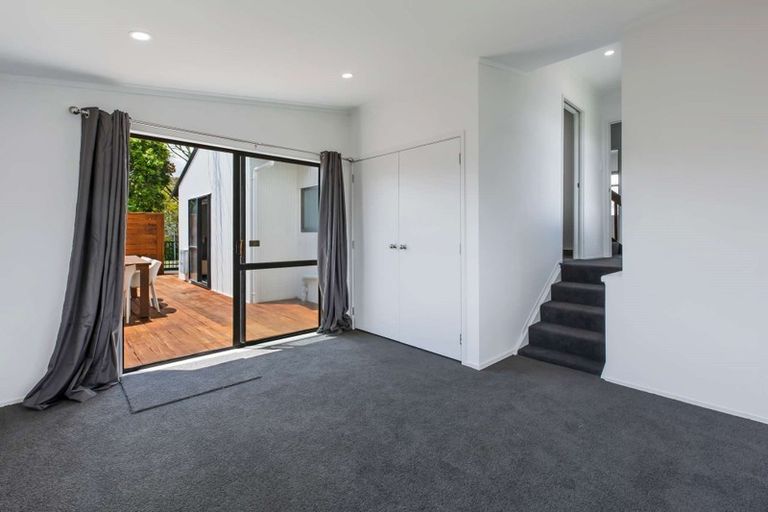 Photo of property in 4 Riverside Drive, Waiuku, 2123