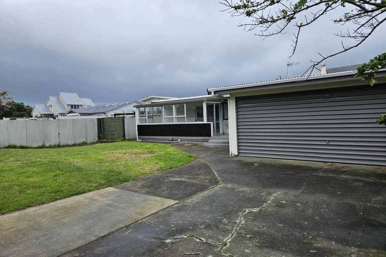 Photo of property in 155 Manly Street, Paraparaumu Beach, Paraparaumu, 5032