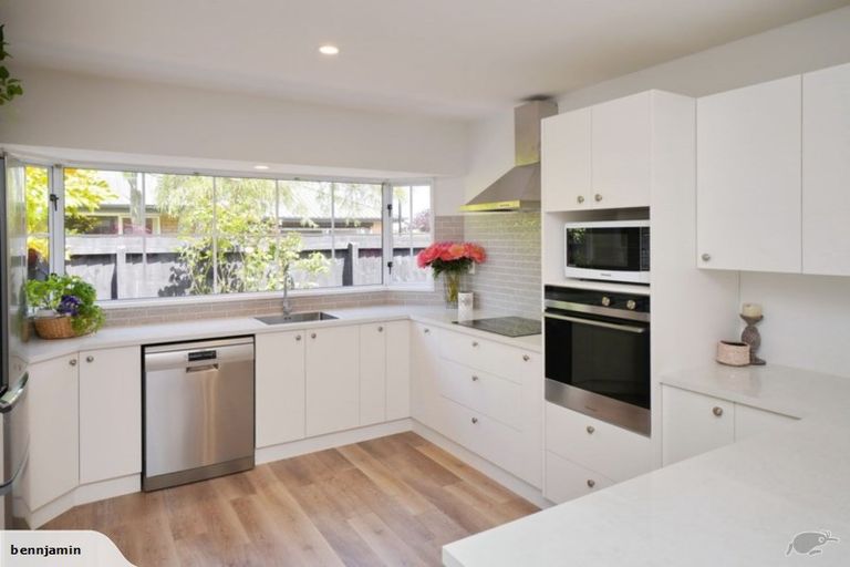 Photo of property in 20 Regent Avenue, Rangiora, 7400