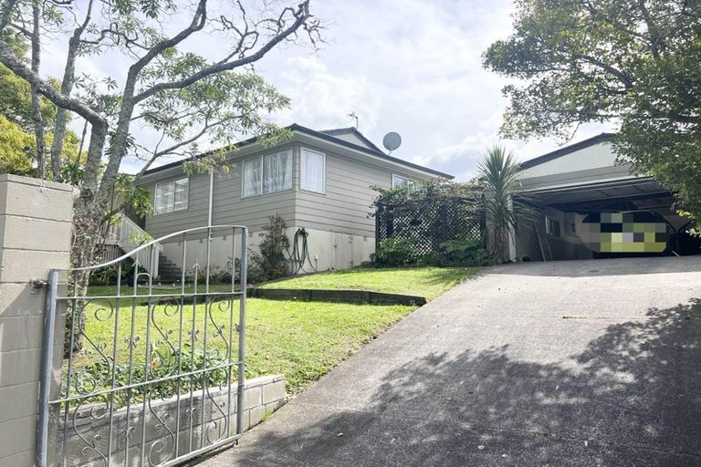 Photo of property in 2 Cushla Place, Massey, Auckland, 0614