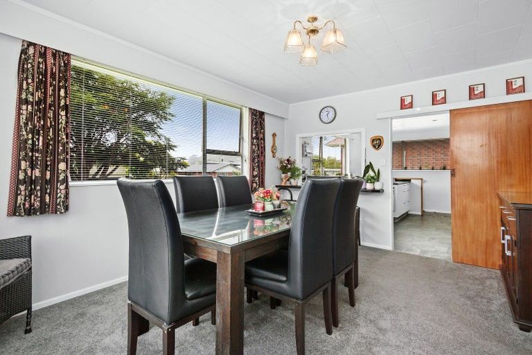 Photo of property in 4 Monterey Place, Totara Park, Upper Hutt, 5018
