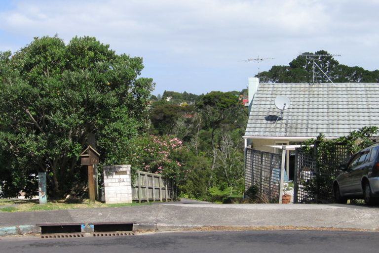 Photo of property in 1/17 Felstead Street, Birkenhead, Auckland, 0626