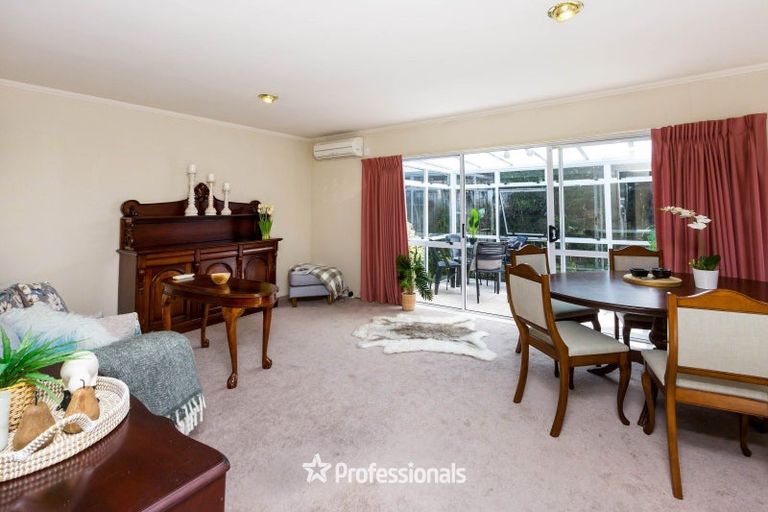 Photo of property in 4f1- Comeskey Grove, Elderslea, Upper Hutt, 5018