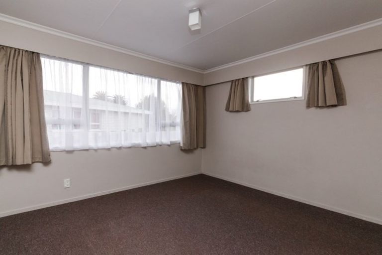 Photo of property in 53 Maxwells Line, Awapuni, Palmerston North, 4412