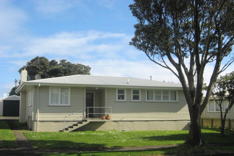 Photo of property in 52 Marama Crescent, Spotswood, New Plymouth, 4310