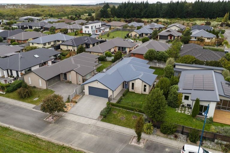 Photo of property in 15 Tutaipatu Avenue, Pegasus, 7612