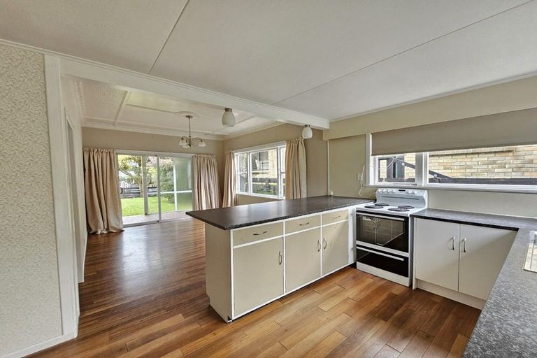 Photo of property in 12 Manly Street, Paraparaumu Beach, Paraparaumu, 5032