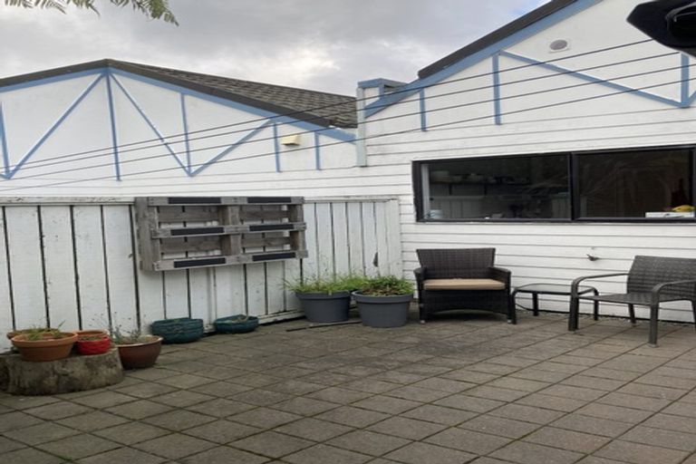 Photo of property in 2/53 Dominion Park Street, Johnsonville, Wellington, 6037