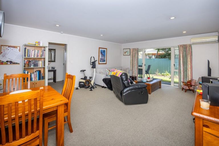 Photo of property in Cobham Close, 7/113 Cobham Drive, Hamilton East, Hamilton, 3216