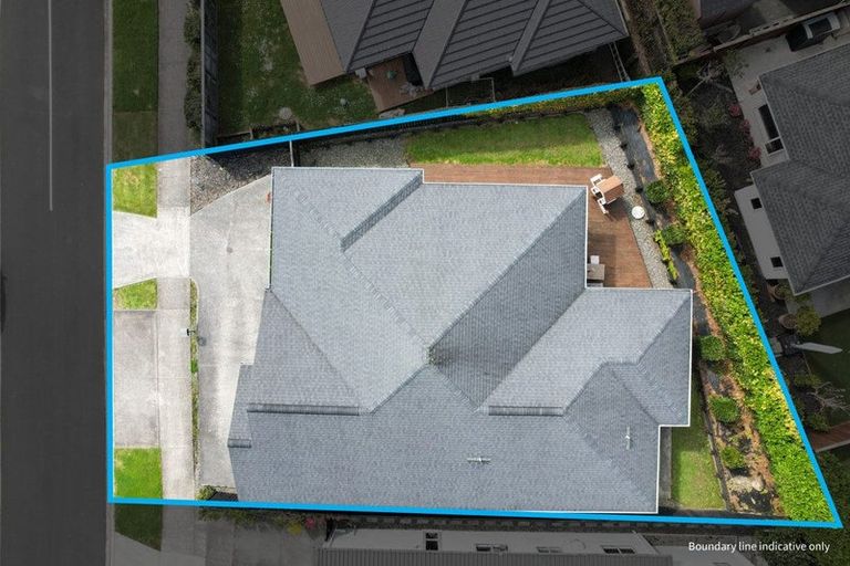 Photo of property in 3 Dida Park Drive, Kumeu, 0810