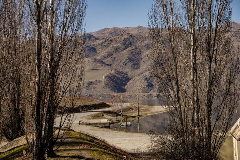 Photo of property in 11 Thelma Place, Cromwell, 9384