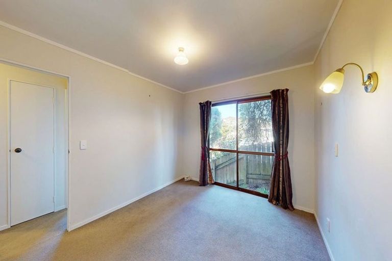 Photo of property in 67b Thurleigh Grove, Karori, Wellington, 6012