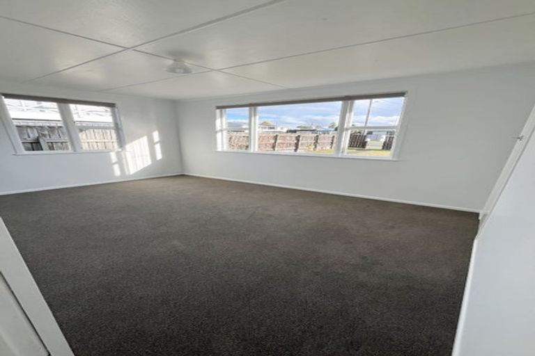 Photo of property in 18 Hinemoa Avenue, Taupo, 3330