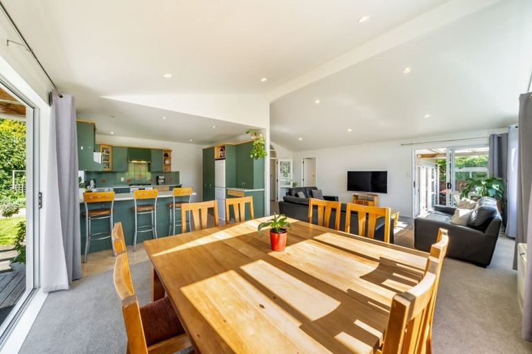 Photo of property in 30 Longfellow Street, Trentham, Upper Hutt, 5018