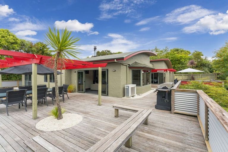 Photo of property in 1/2 Larchwood Grove, Rangatira Park, Taupo, 3330