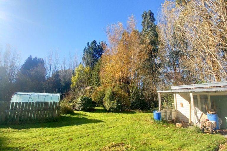 Photo of property in 3 Sim Road, Pukemaori, Otautau, 9682