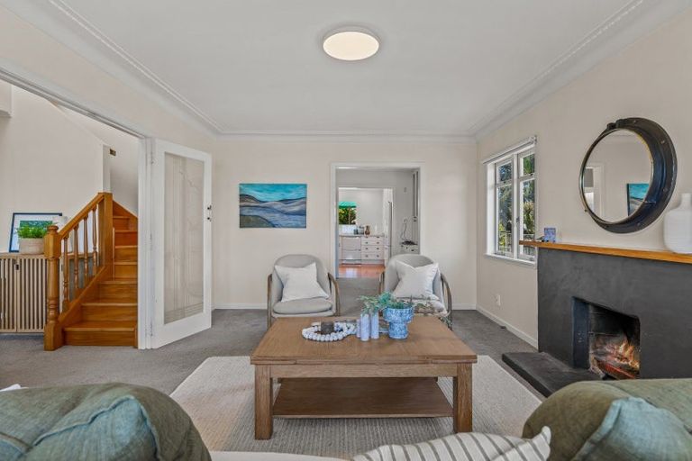 Photo of property in 34 Norwood Road, Bayswater, Auckland, 0622