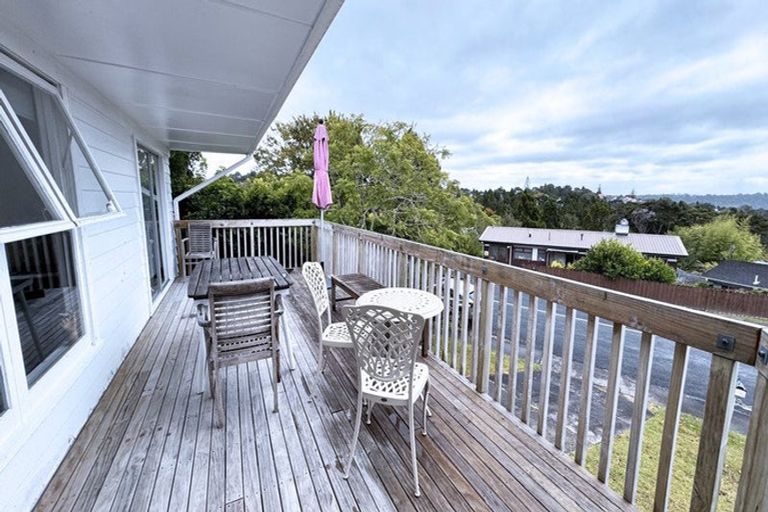 Photo of property in 65 Roseberry Avenue, Birkenhead, Auckland, 0626