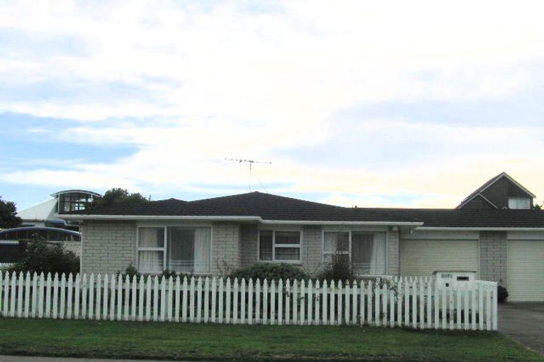 Photo of property in 247a Manly Street, Paraparaumu Beach, Paraparaumu, 5032