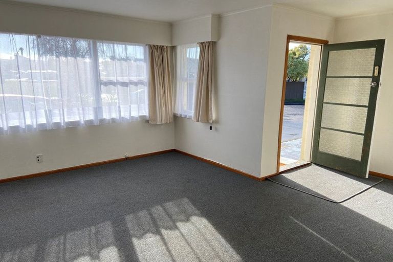 Photo of property in 7 Bahama Place, Hornby, Christchurch, 8042