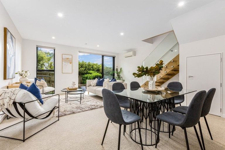 Photo of property in 11/80 Seatoun Heights Road, Seatoun, Wellington, 6022