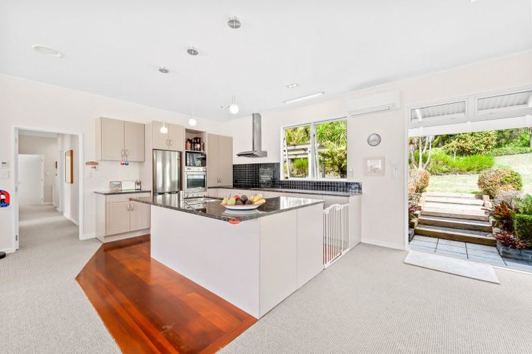 Photo of property in 215 Kaipara Flats Road, Warkworth, 0981