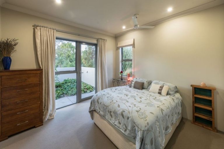 Photo of property in 5 Hollyhock Lane, Wanaka, 9305