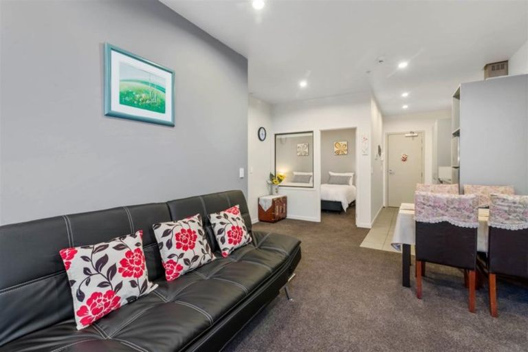 Photo of property in Royal Court Apartments, 1193unit Hinemoa Street, Rotorua, 3010
