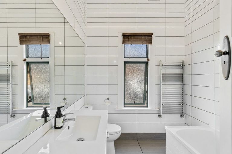 Photo of property in 1/23 Watson Street, Strandon, New Plymouth, 4312