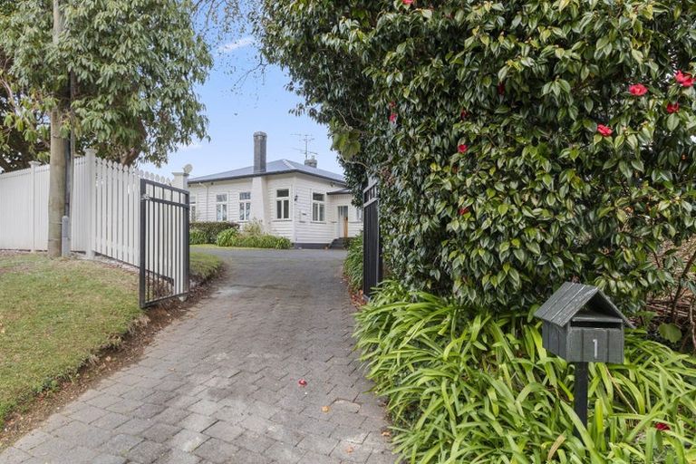 Photo of property in 1 Vogel Street, Cambridge, 3434