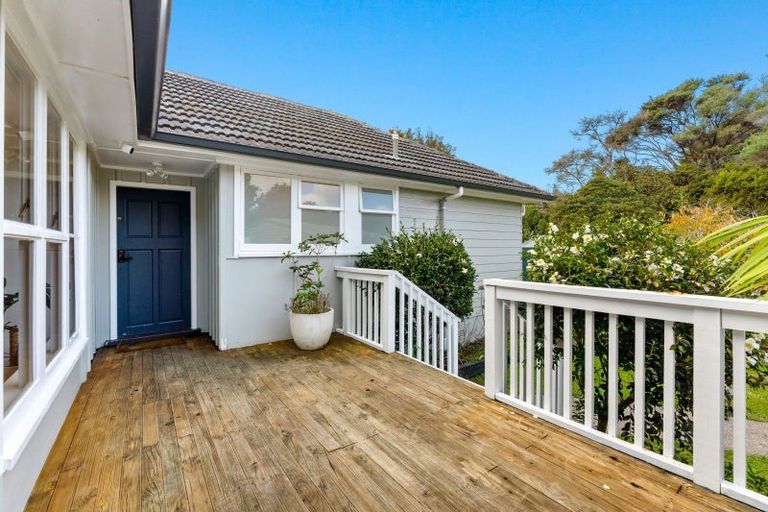 Photo of property in 34 Muriwai Road, Waimauku, 0812