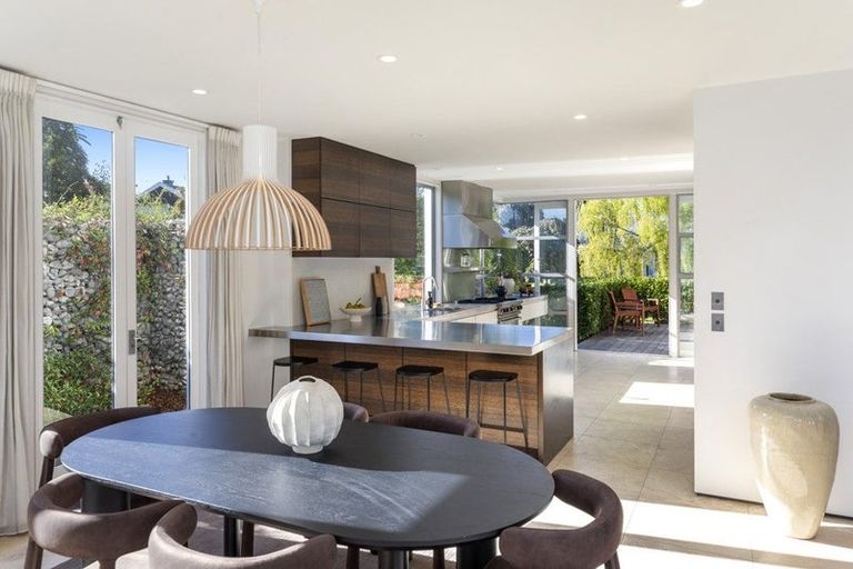 Photo of property in 100a Glandovey Road, Fendalton, Christchurch, 8052