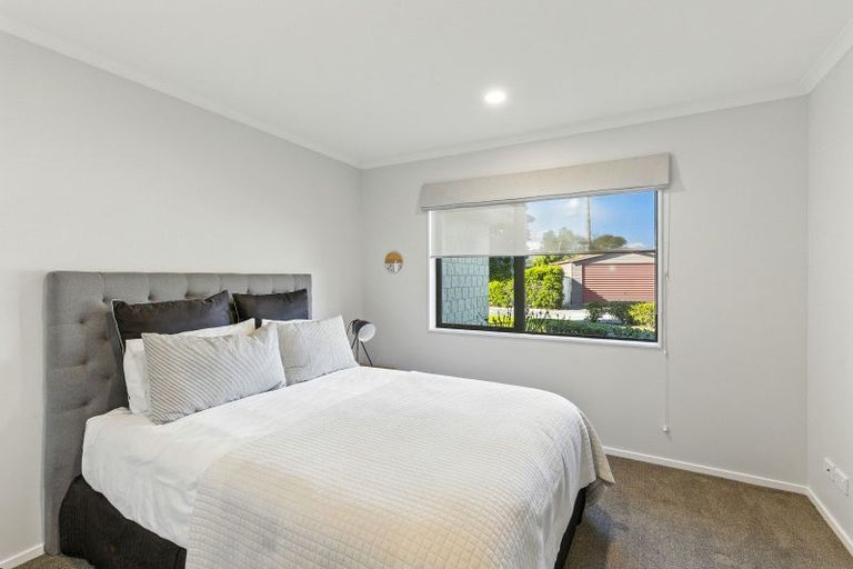 Photo of property in 10 Cottonwood Close, Paraparaumu Beach, Paraparaumu, 5032