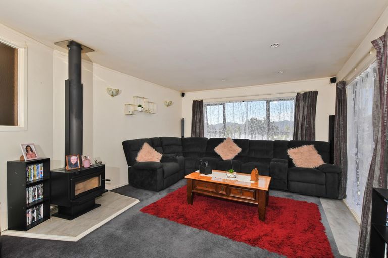 Photo of property in 12 Mcmillan Avenue, Te Kamo, Whangarei, 0112