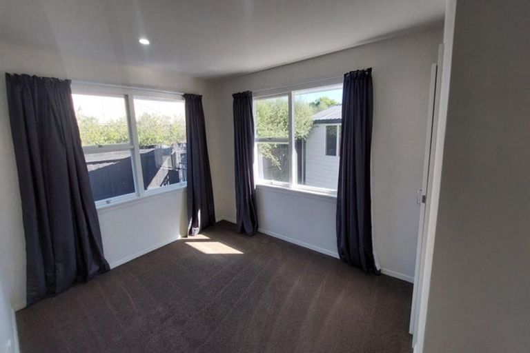 Photo of property in 75 Inwoods Road, Parklands, Christchurch, 8083