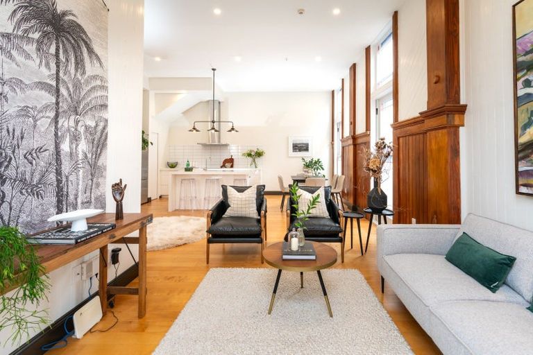 Photo of property in 2/235 Adelaide Road, Newtown, Wellington, 6021