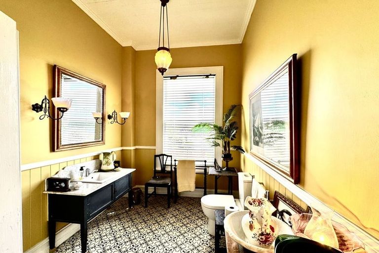 Photo of property in 51 Winters Road, Redwood, Christchurch, 8051